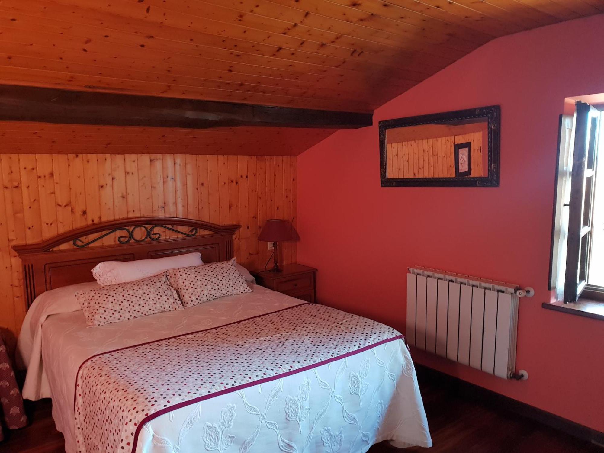 Turismo Rural El Piensu Villaviciosa  Bilik gambar